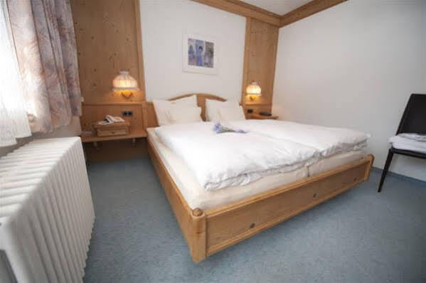 Hotel Garni Bergsonne Samnaun Esterno foto